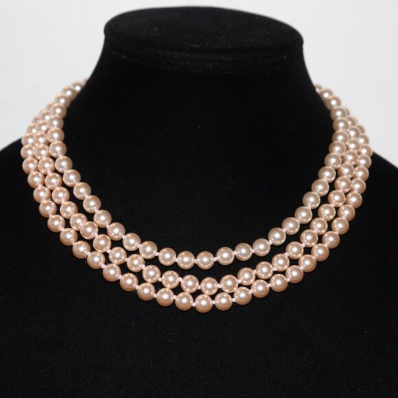 🌸 Monet Pink Triple Strand Pearl Necklace  💗 - Picture 1 of 6